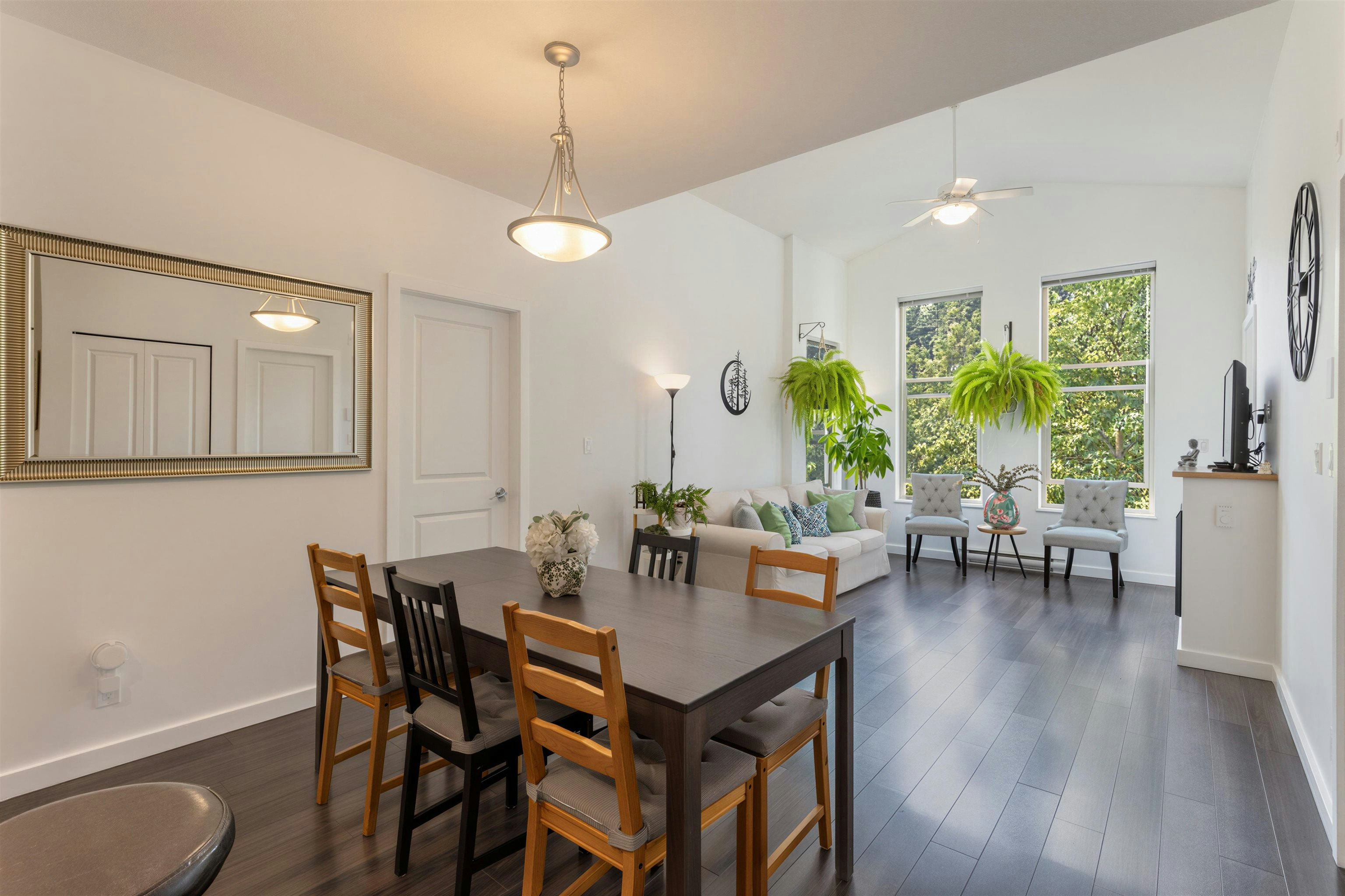 401-265 Ross Drive, New Westminster, BC, V3L 0C8