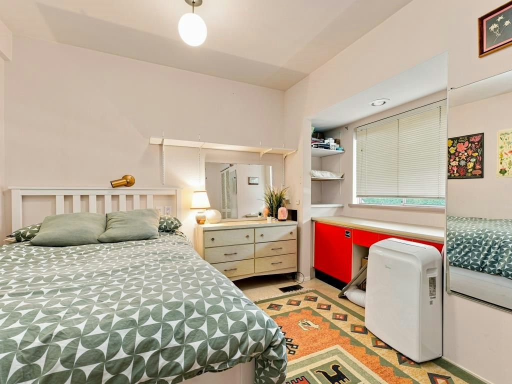 3017 E 17th Avenue, Vancouver, BC, V5M 2N5 - 16