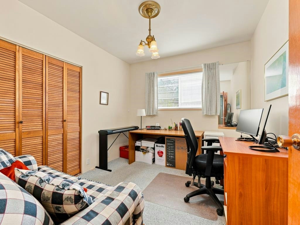 3017 E 17th Avenue, Vancouver, BC, V5M 2N5 - 18