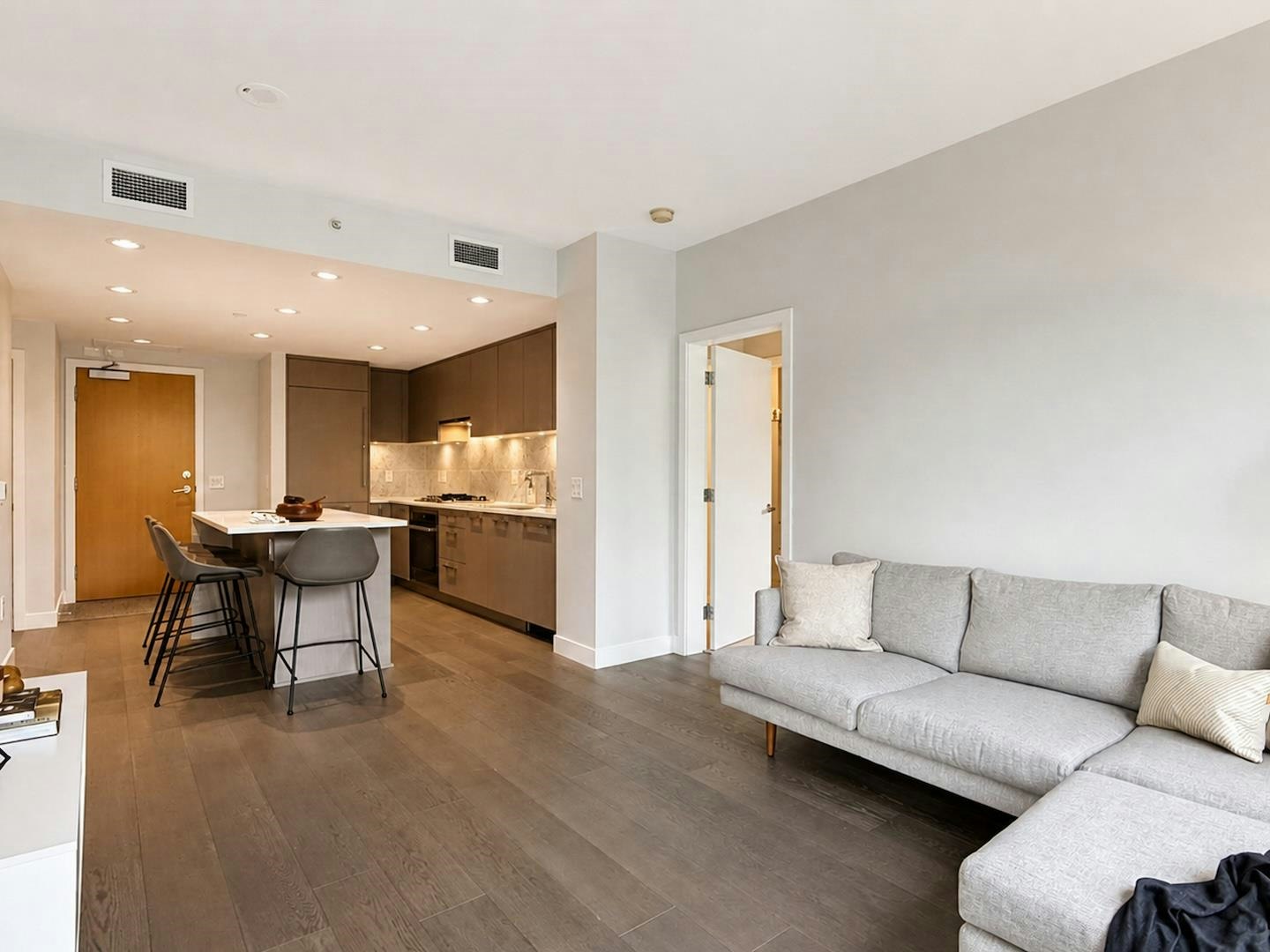 303-5410 Shortcut Road, Vancouver, BC, V6T 0C8 - 8