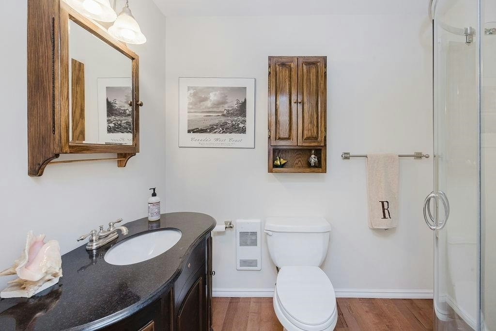 5872 Deerhorn Drive, Sechelt, BC, V7Z 0E1 - 35