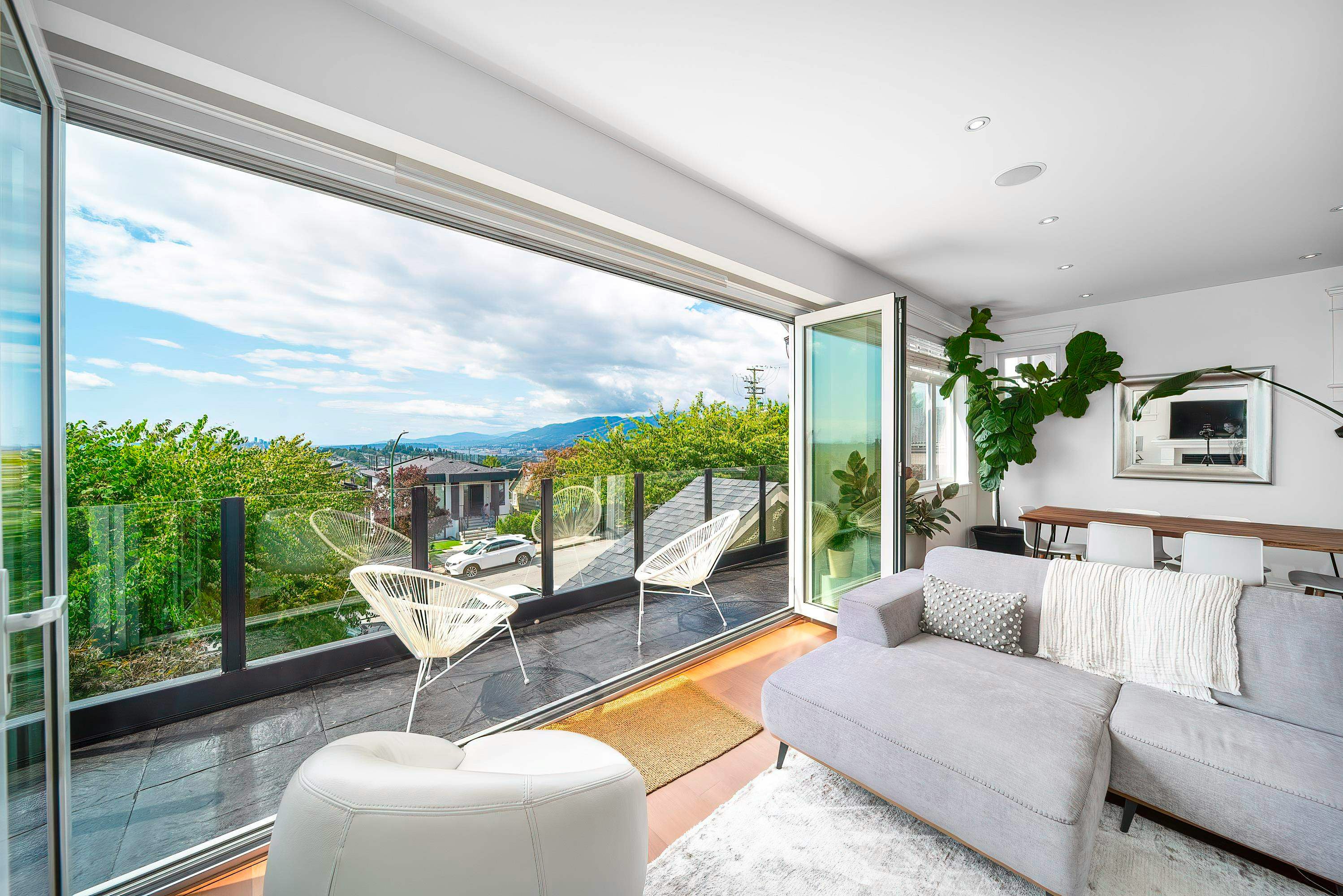 18 Hythe Avenue, Burnaby, BC, V5B 3H7 - 28