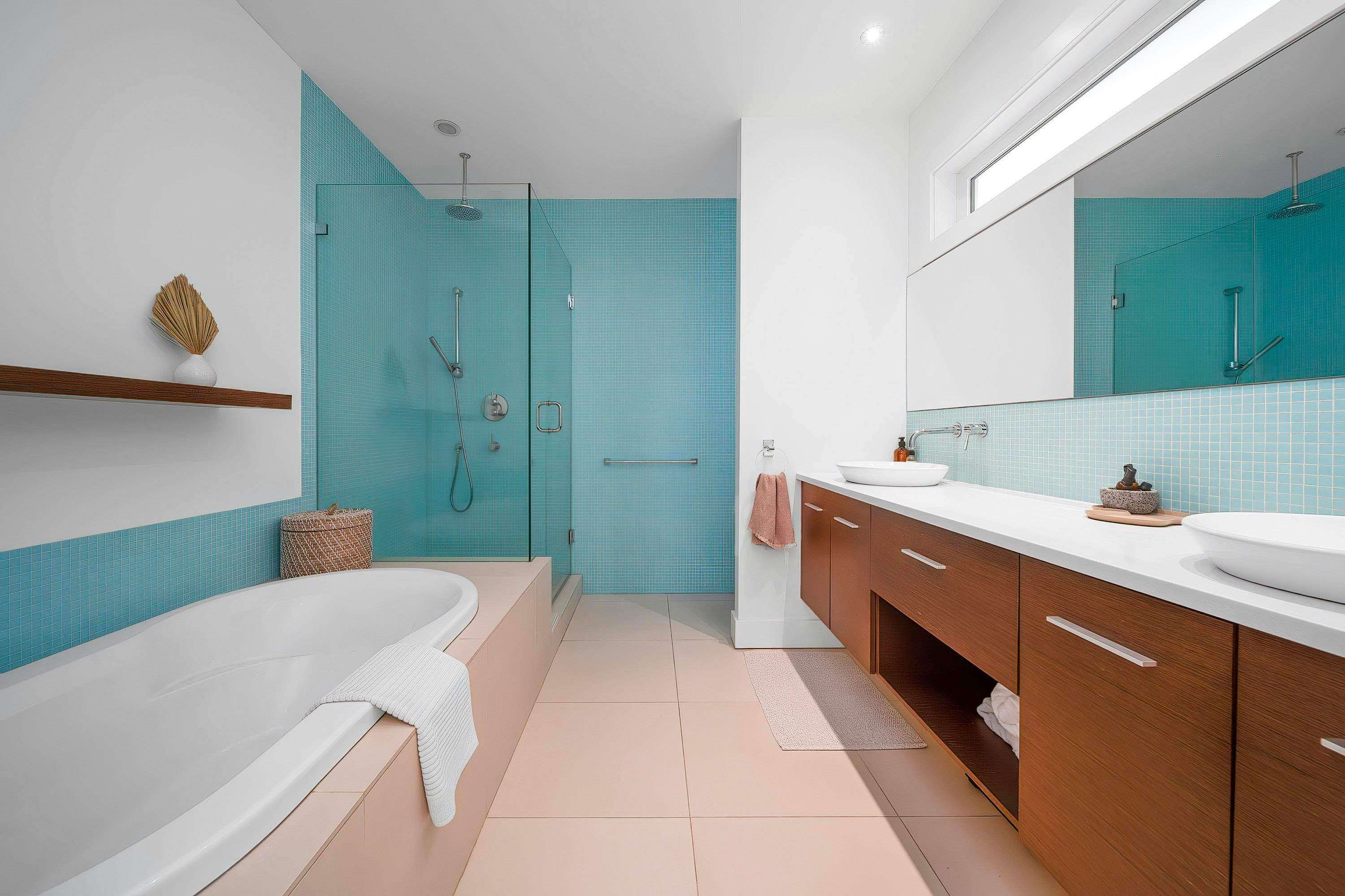 18 Hythe Avenue, Burnaby, BC, V5B 3H7 - 7