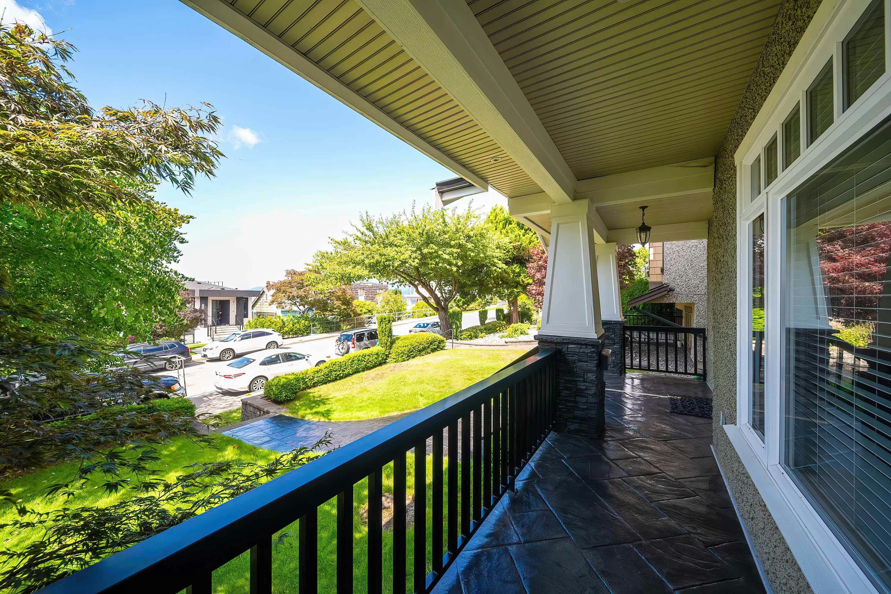 18 Hythe Avenue, Burnaby, BC, V5B 3H7 - 36