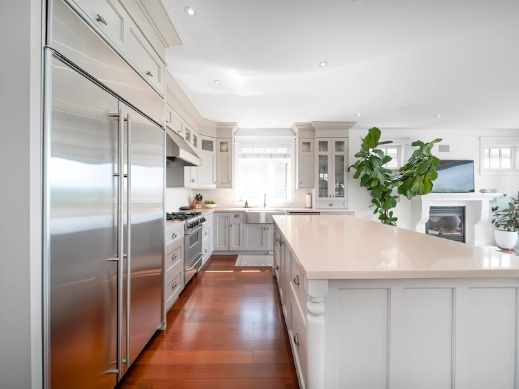 18 Hythe Avenue, Burnaby, BC, V5B 3H7 - 17