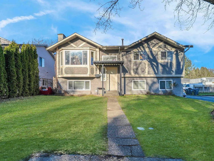 13971 89 Avenue, Surrey, BC, V3V 7G9