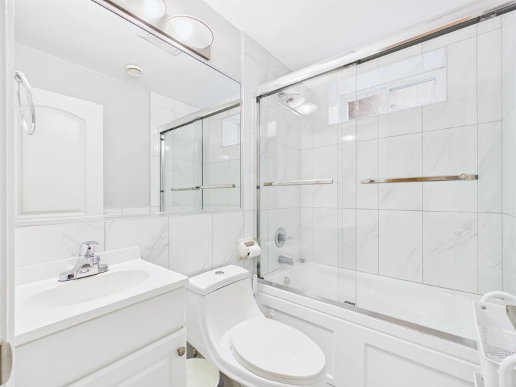 3144 E 22nd Avenue, Vancouver, BC, V5M 2Y8 - 24