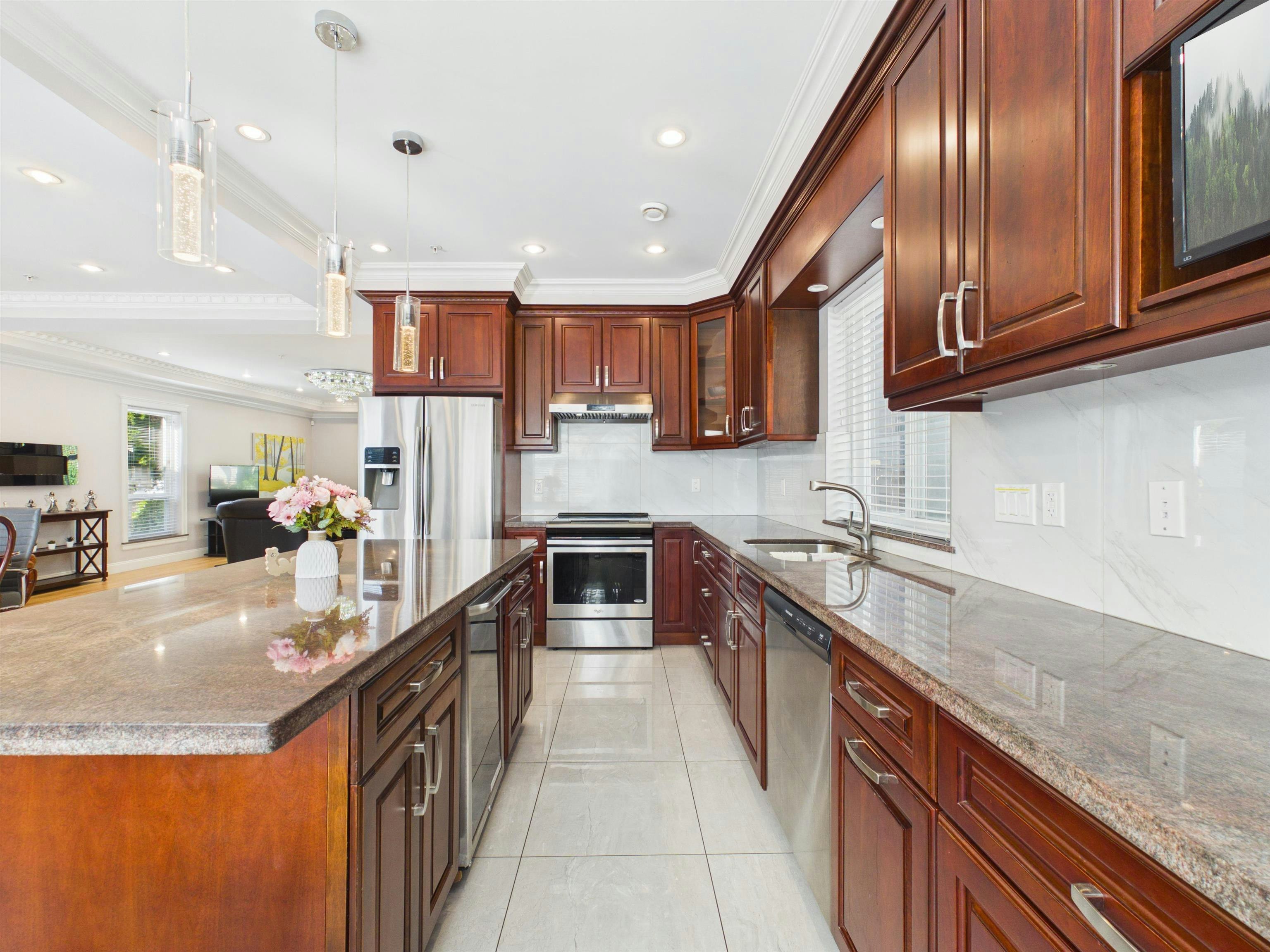 3144 E 22nd Avenue, Vancouver, BC, V5M 2Y8 - 9