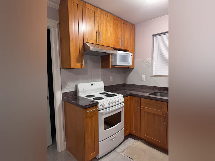3144 E 22nd Avenue, Vancouver, BC, V5M 2Y8 - 32