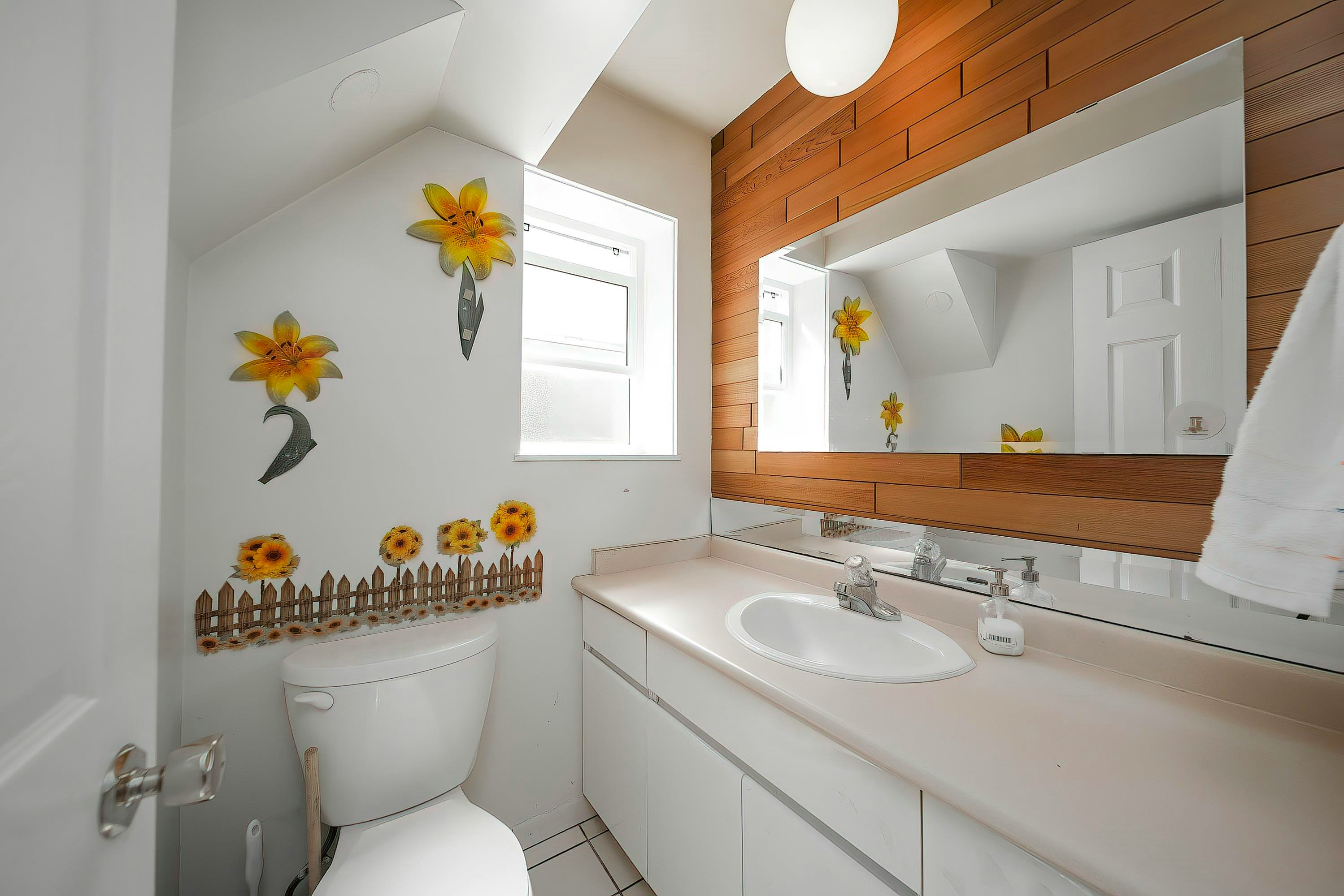 2011 Paulus Cres, Burnaby, BC, V5A 2M2 - 23