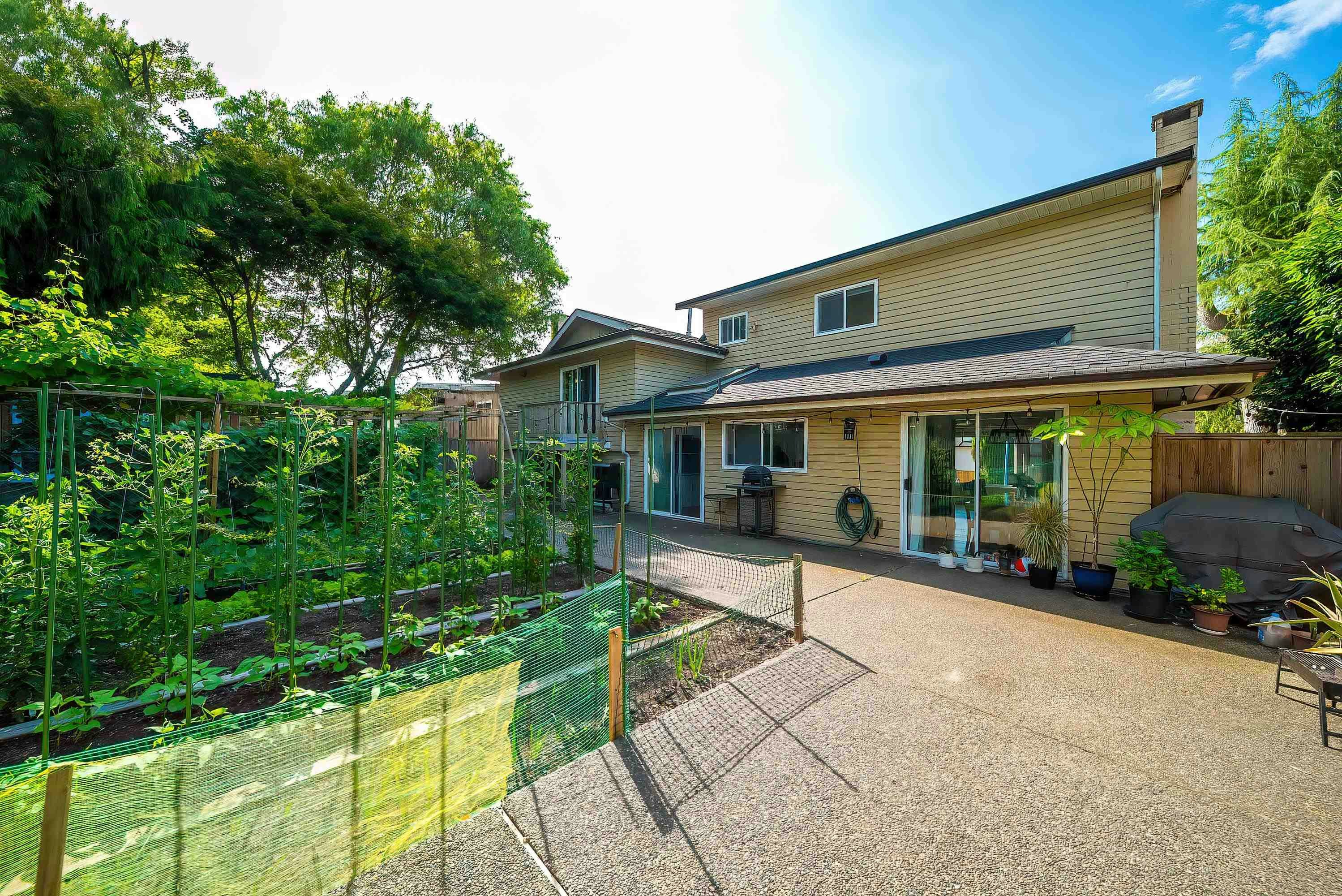2011 Paulus Cres, Burnaby, BC, V5A 2M2 - 27