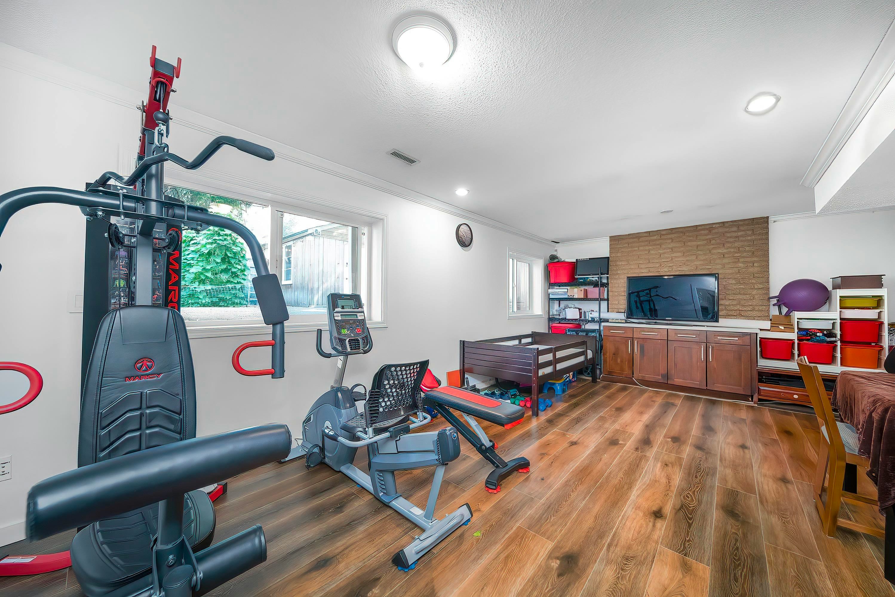 2011 Paulus Cres, Burnaby, BC, V5A 2M2 - 22