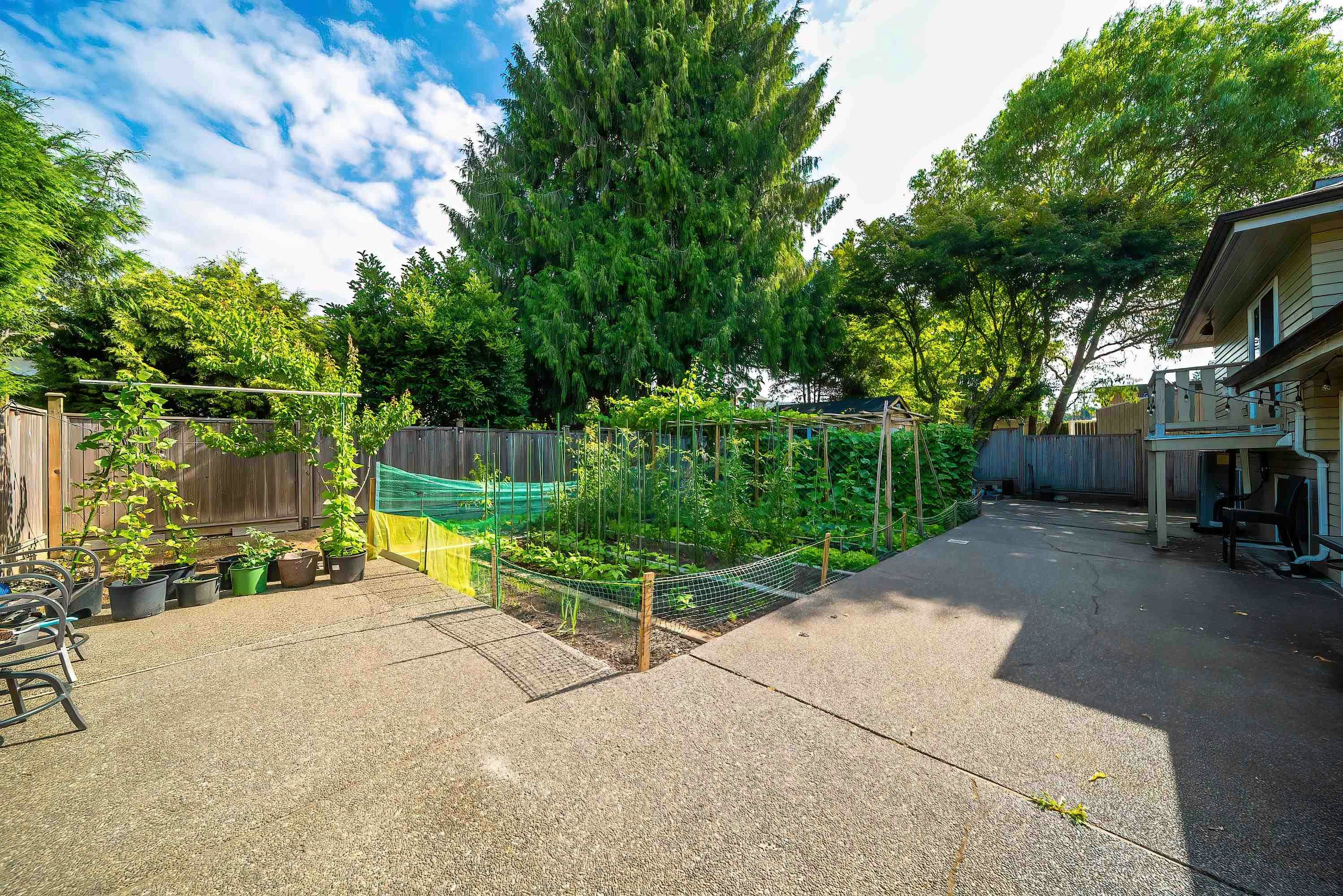 2011 Paulus Cres, Burnaby, BC, V5A 2M2 - 26