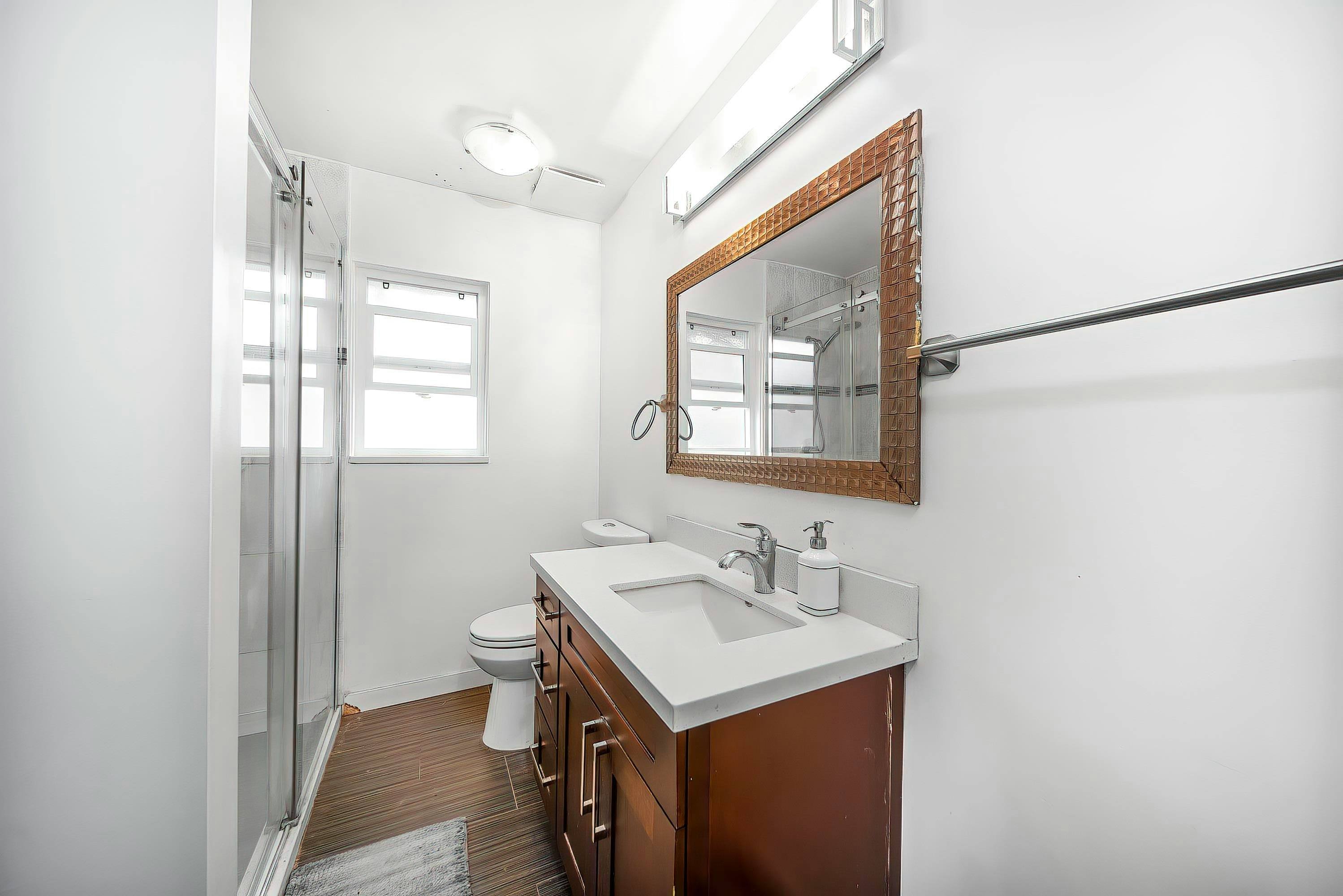 2011 Paulus Cres, Burnaby, BC, V5A 2M2 - 15