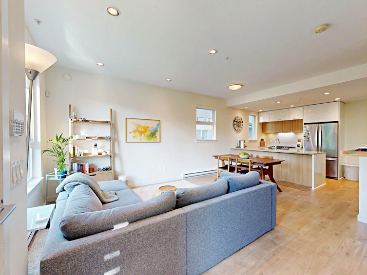 4527 Earles Street, Vancouver, BC, V5R 3R1 - 4