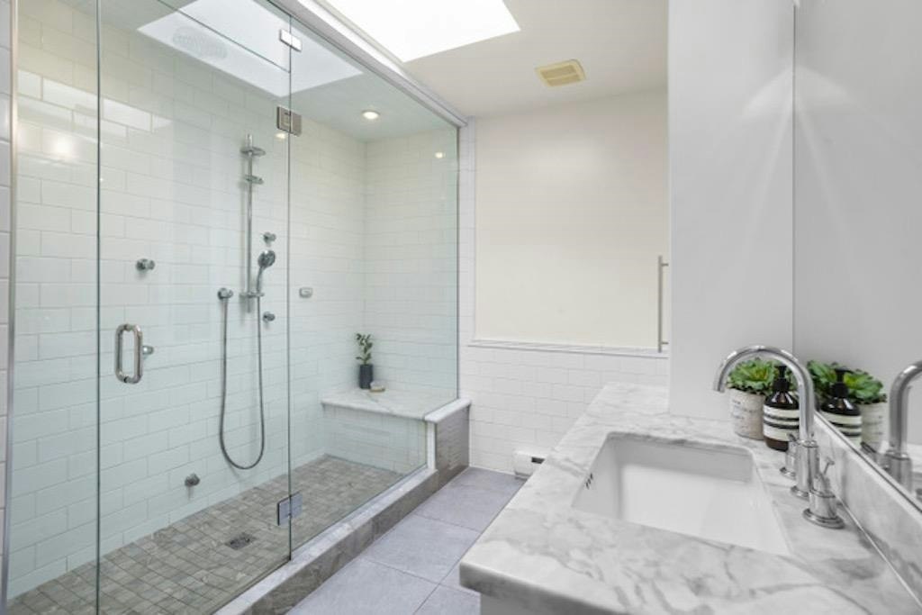 136X W 7th Avenue, Vancouver, BC, V6H 1B8 - 11