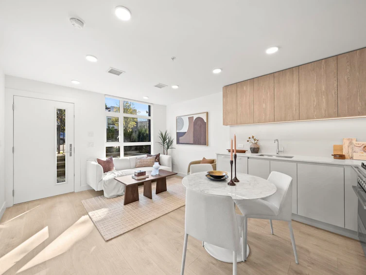 6311 Oak Street, Vancouver, BC, V6M 0E3 - 8