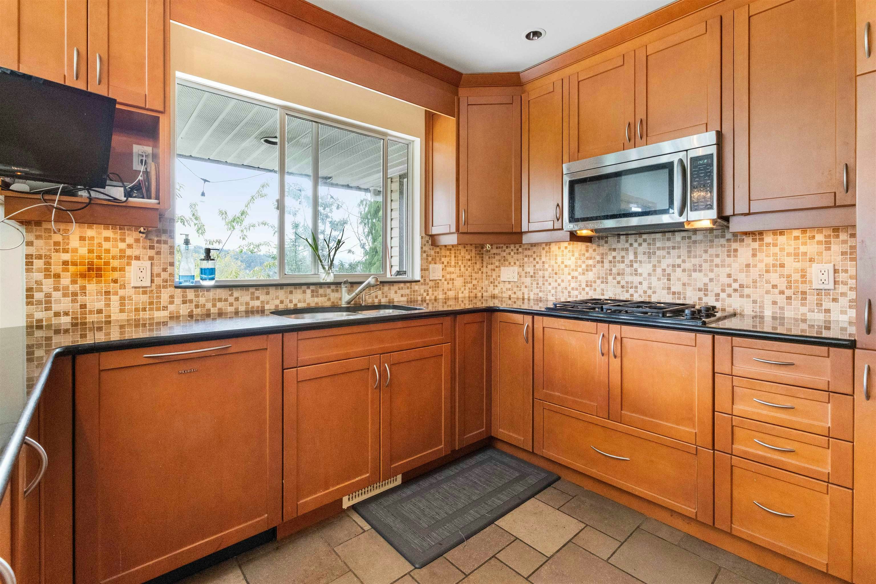 3 Burrard Crescent, Port Moody, BC, V3H 4V8 - 27