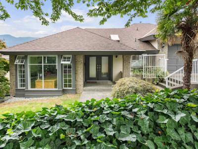 3 Burrard Crescent - 3