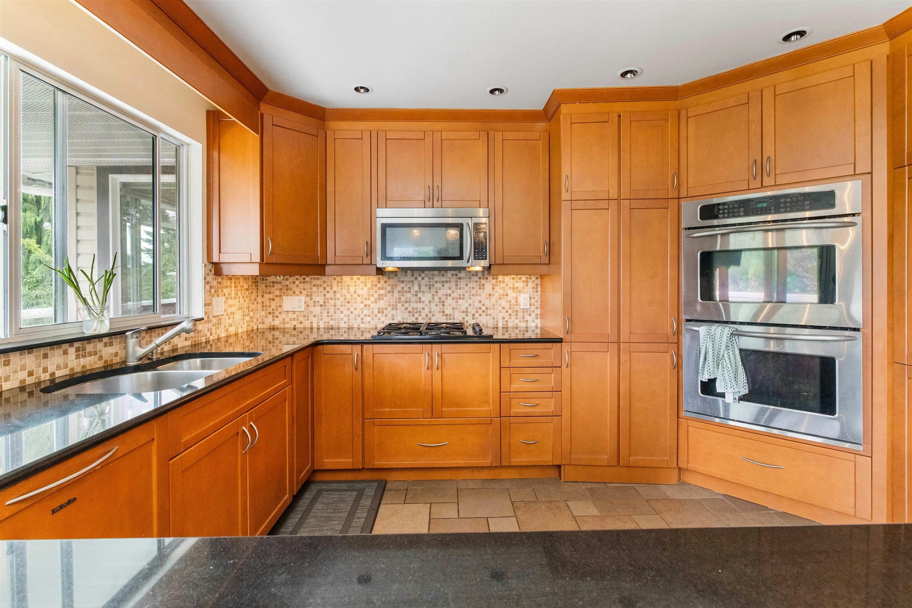3 Burrard Crescent, Port Moody, BC, V3H 4V8 - 26