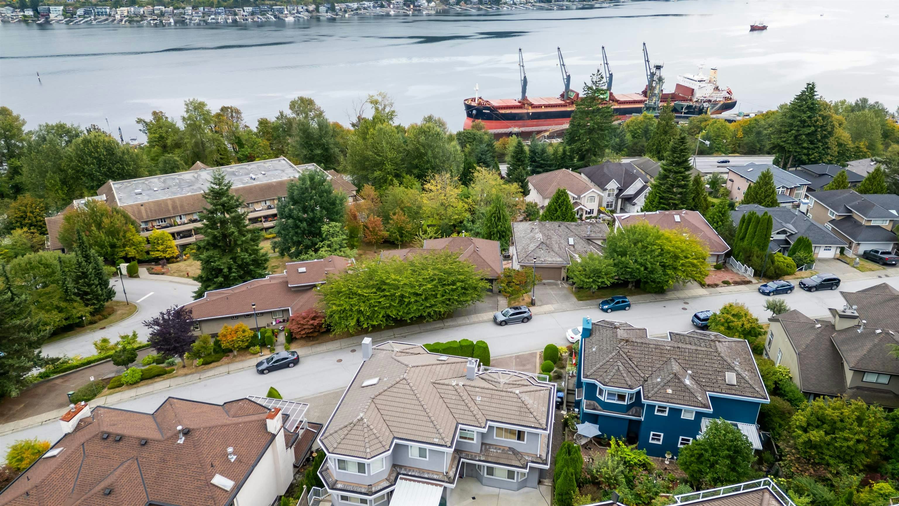 3 Burrard Crescent, Port Moody, BC, V3H 4V8 - 11