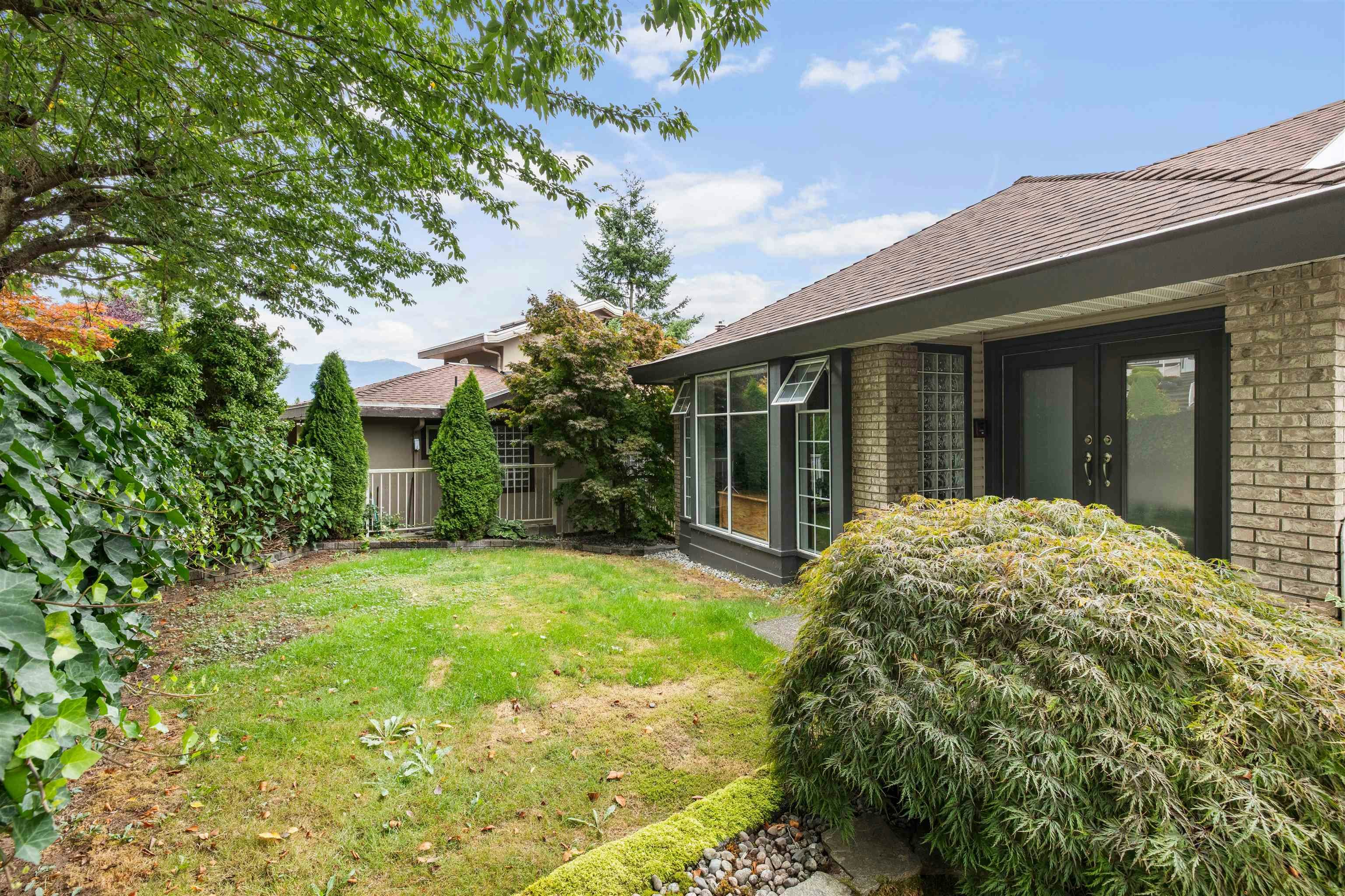 3 Burrard Crescent - 2