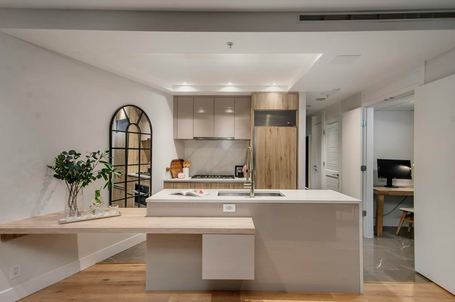 340X-1077 W Cordova Street, Vancouver, BC, V6C 0B9 - 7