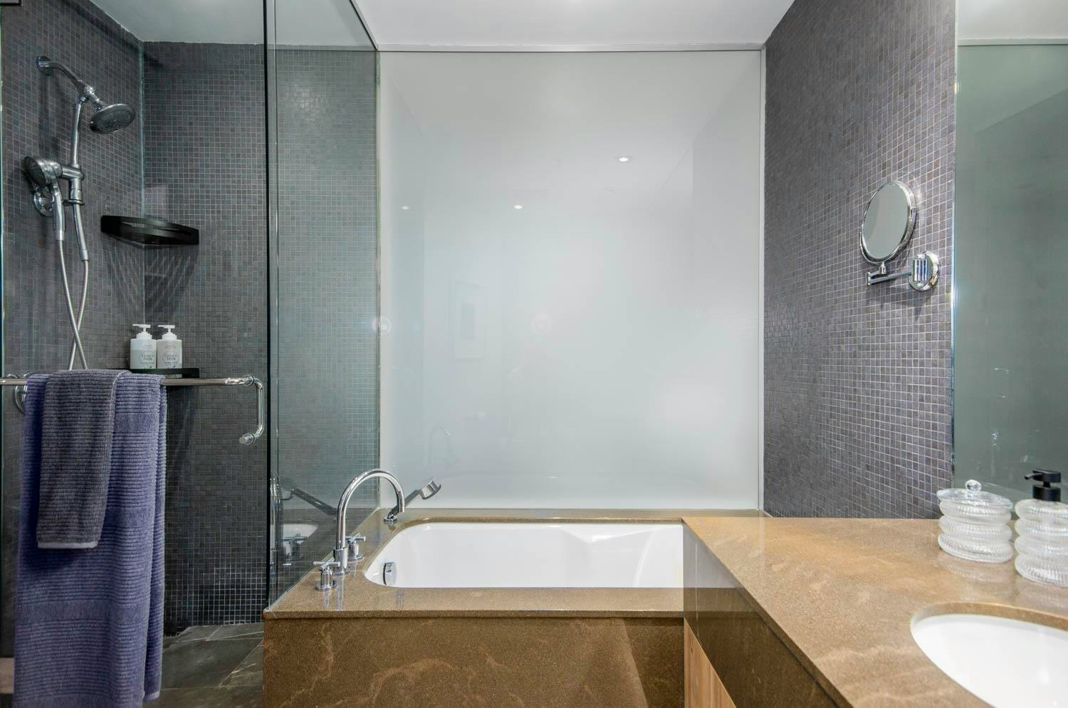 340X-1077 W Cordova Street, Vancouver, BC, V6C 0B9 - 11