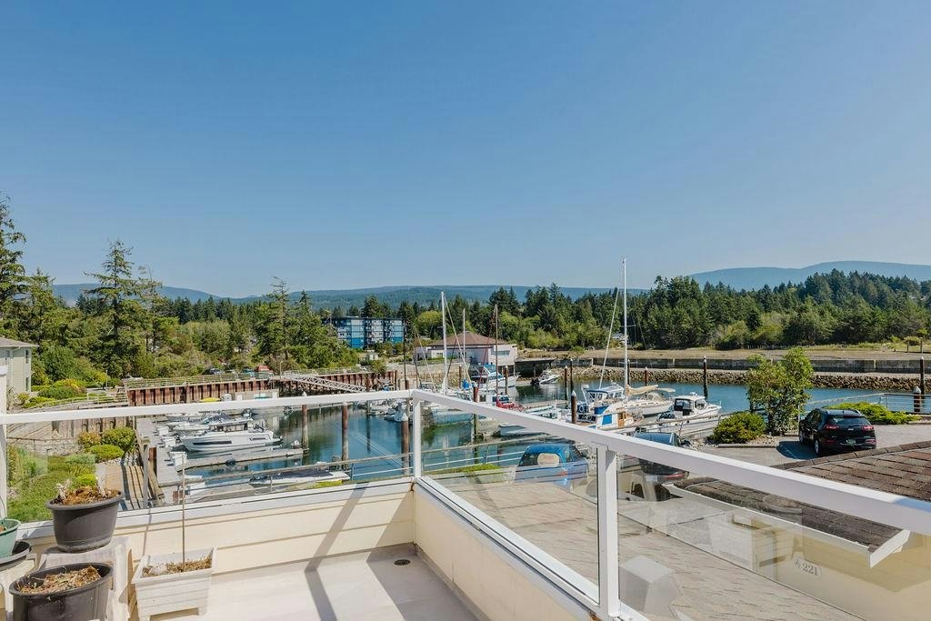 222-1585 Field Road, Sechelt, BC, V7Z 0H1 - 14