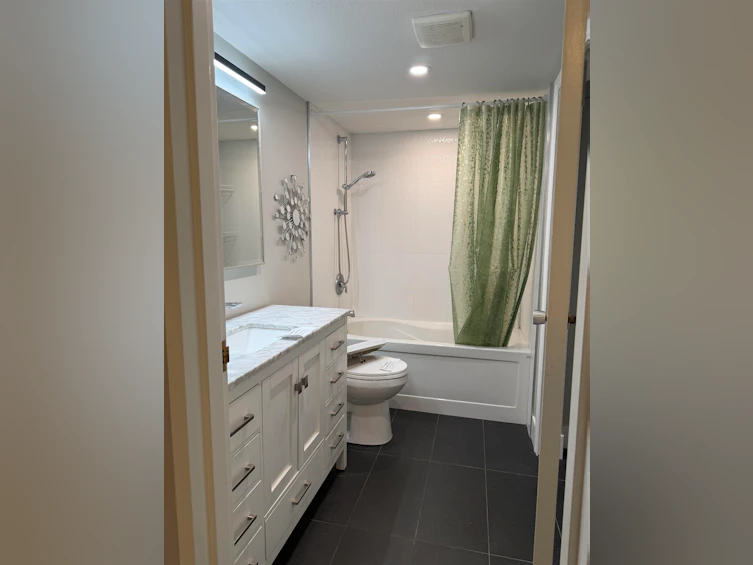 223-1202 London Street, New Westminster, BC, V3M 5Z6 - 6