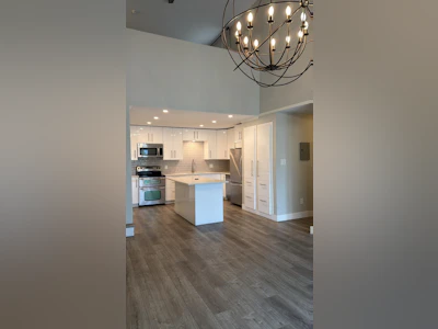 223-1202 London Street - 3