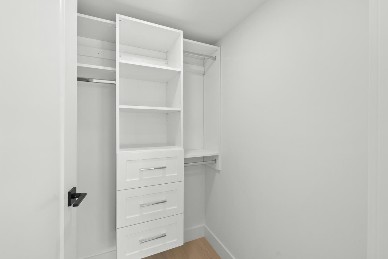101-2137 E Pender Street, Vancouver, BC, V5L 1X3 - 14