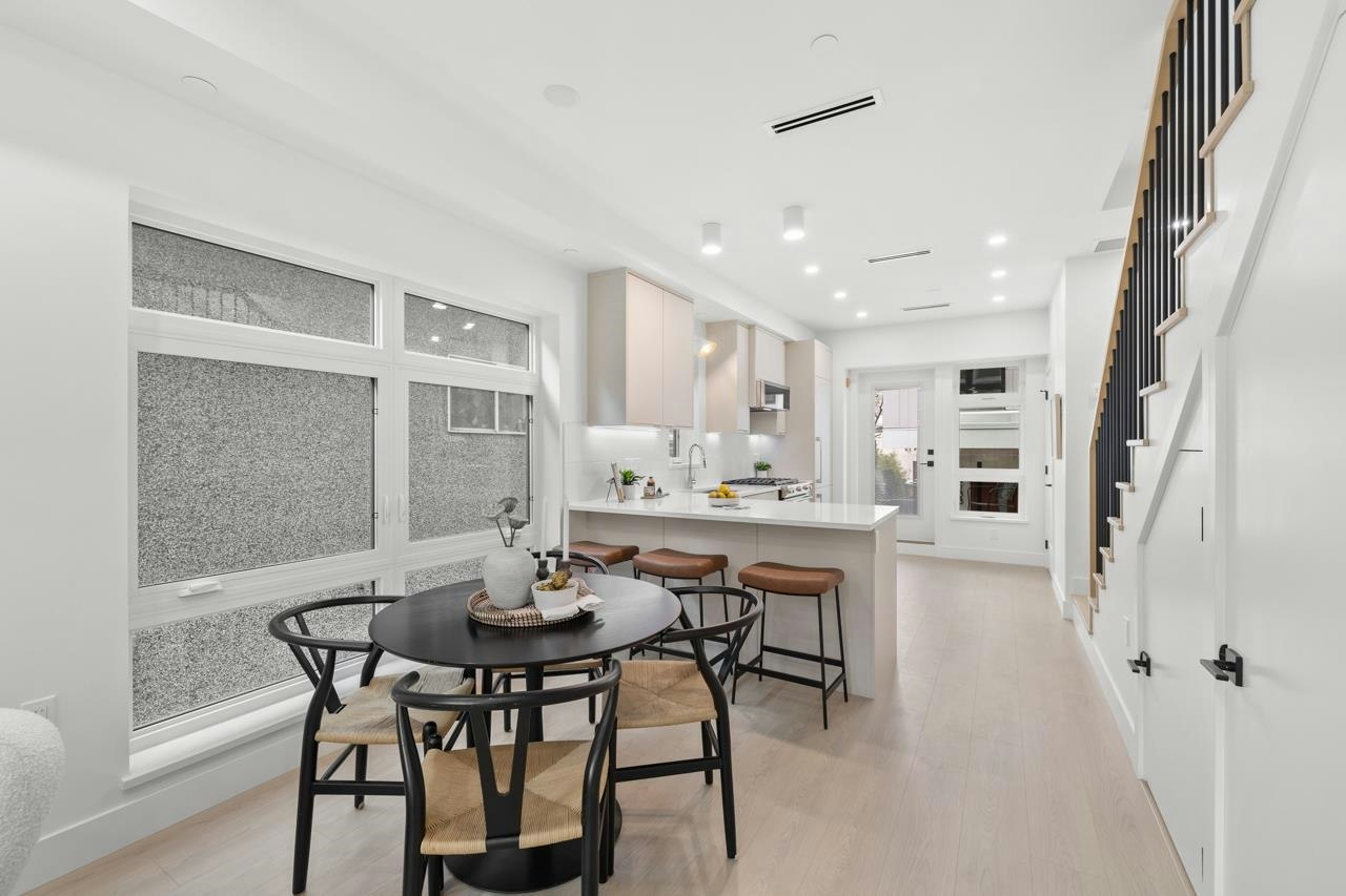 201-2135 E Pender Street, Vancouver, BC, V5L 1X3 - 7