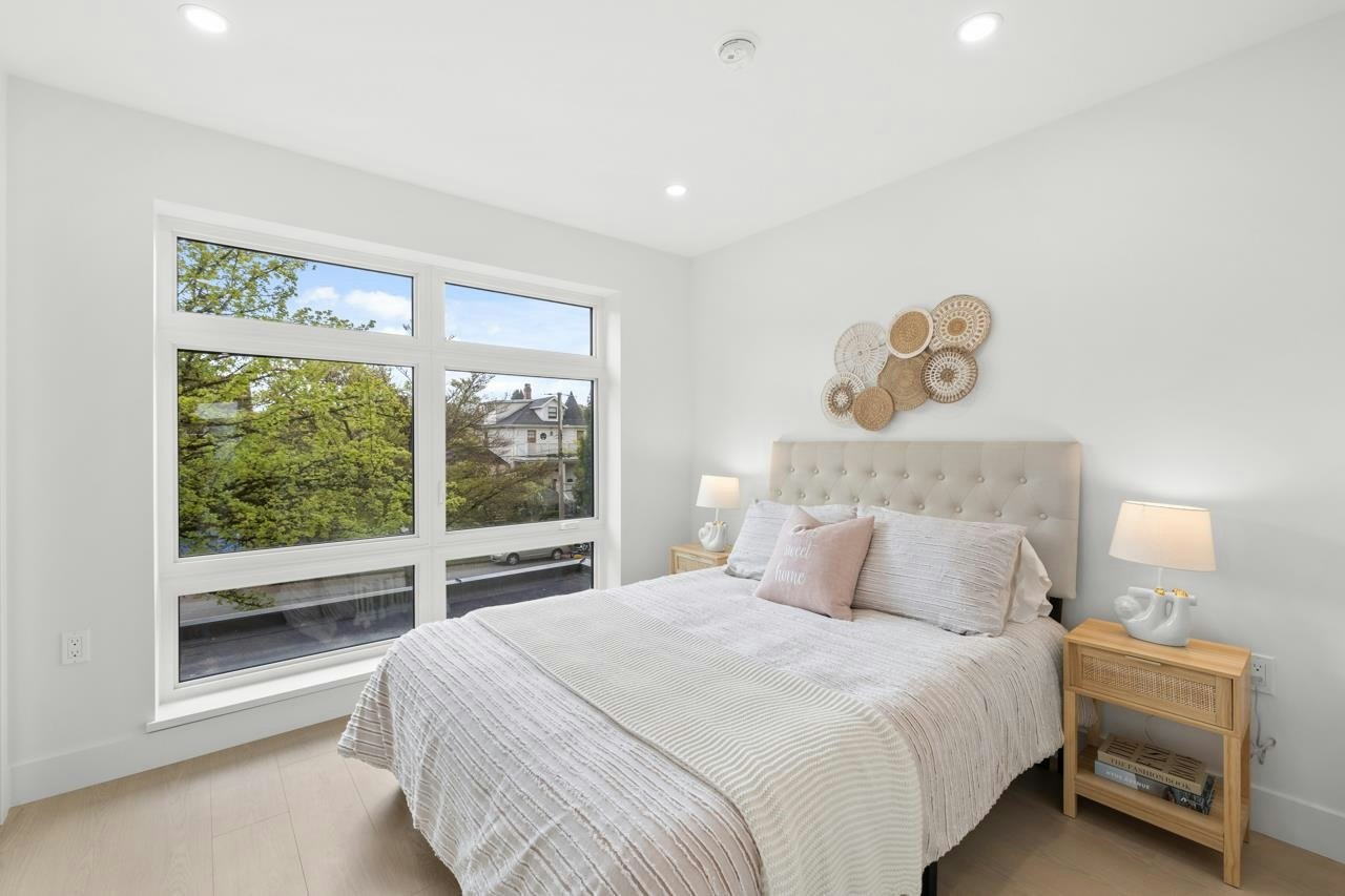 201-2135 E Pender Street, Vancouver, BC, V5L 1X3 - 15