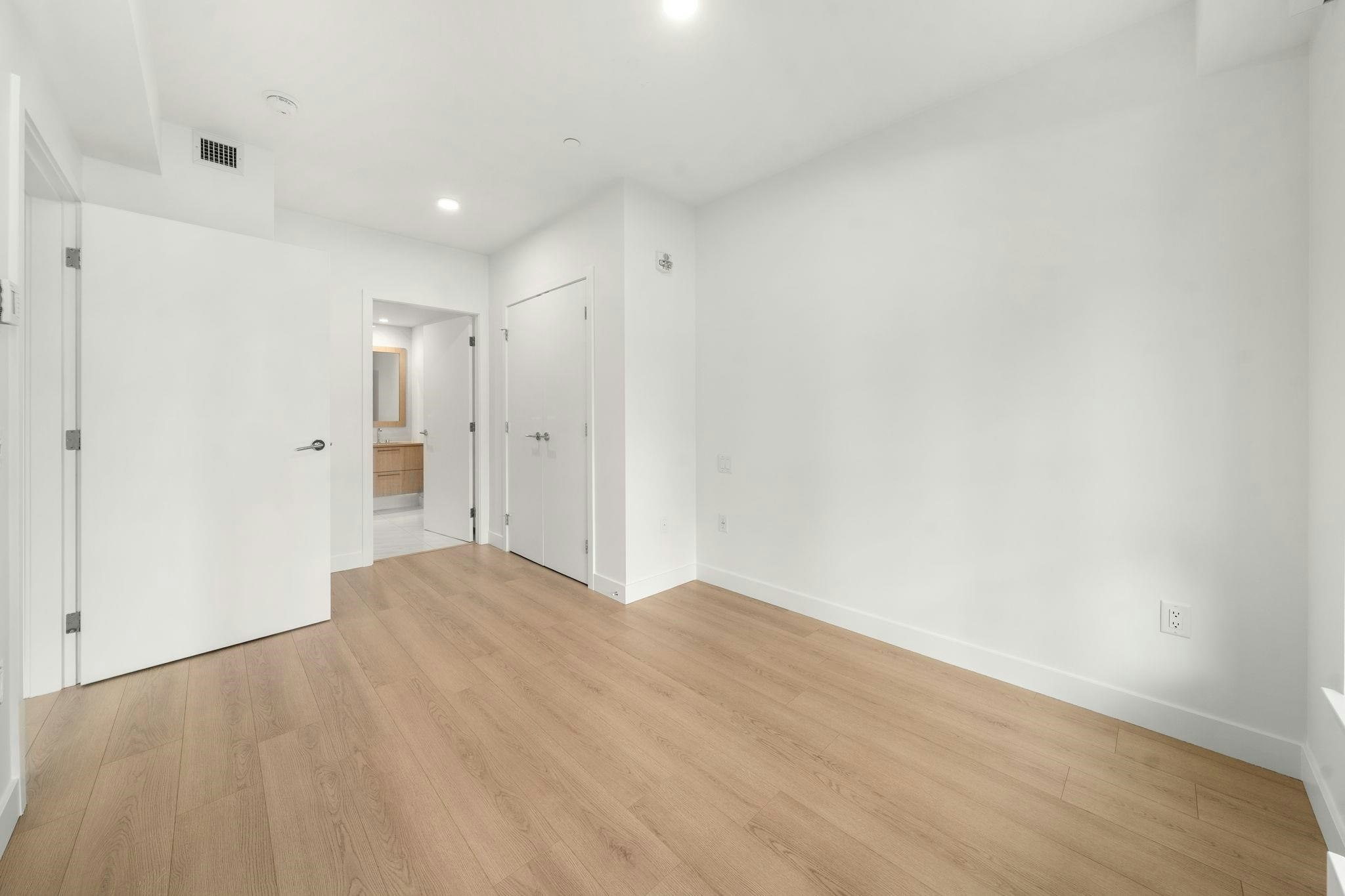 115-747 E 3rd Street, North Vancouver, BC, V7L 1G8 - 13
