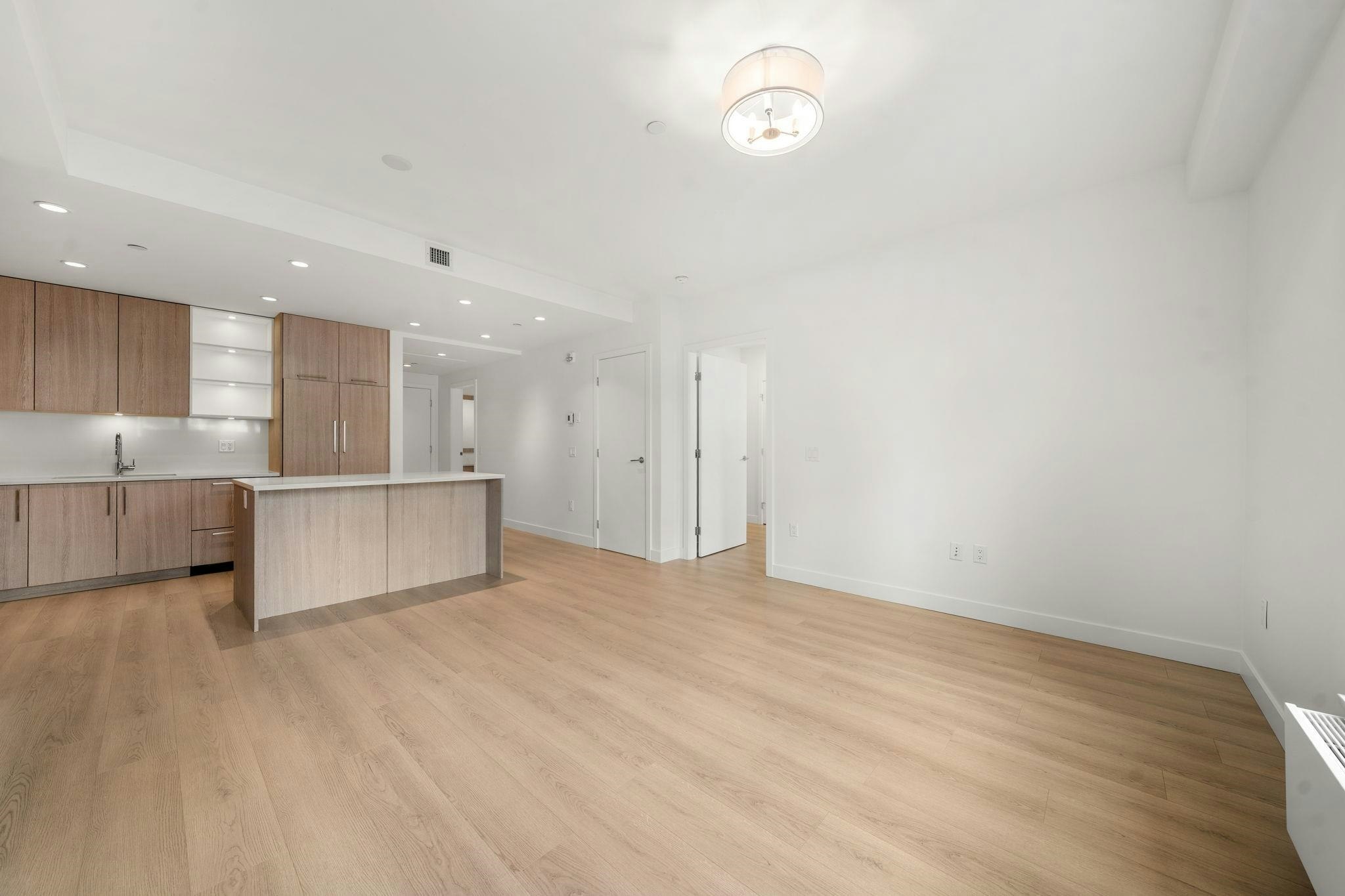 115-747 E 3rd Street, North Vancouver, BC, V7L 1G8 - 22