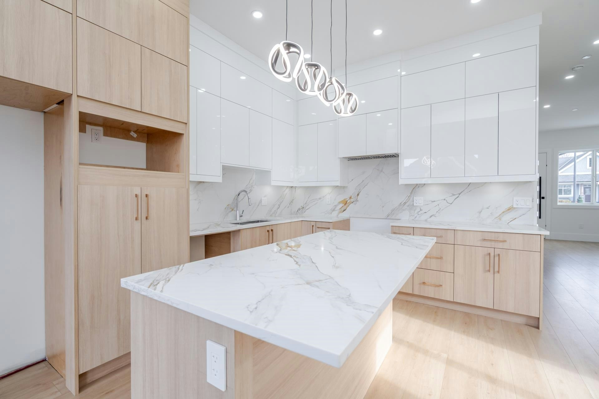 8425 George Street, Mission, BC, V2V 6S6 - 7