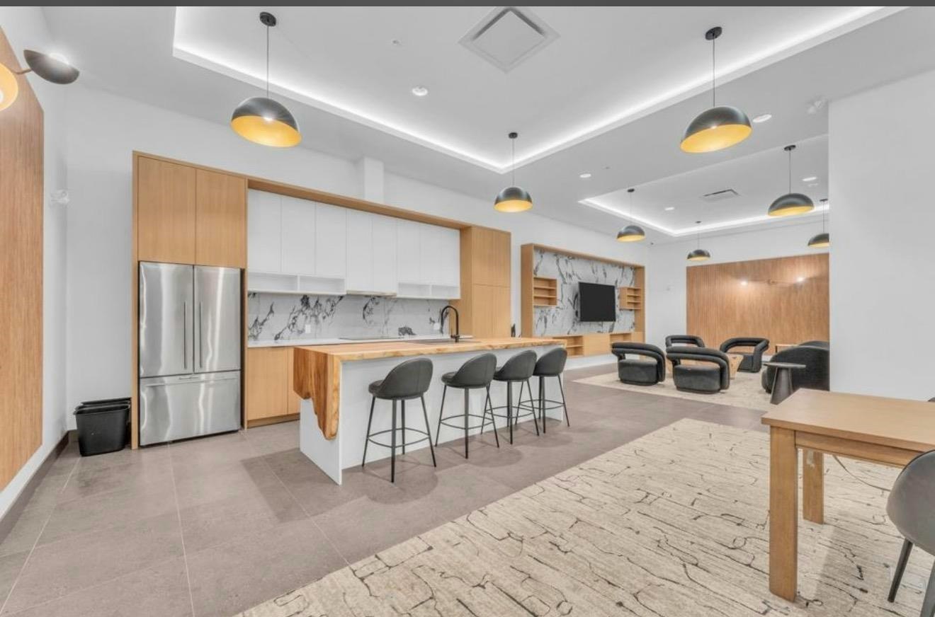 557-422 E 3rd Street, North Vancouver, BC, V7L 0K1 - 18