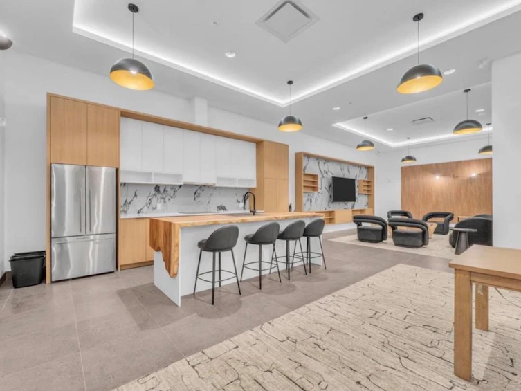 557-422 E 3rd Street, North Vancouver, BC, V7L 0K1 - 18
