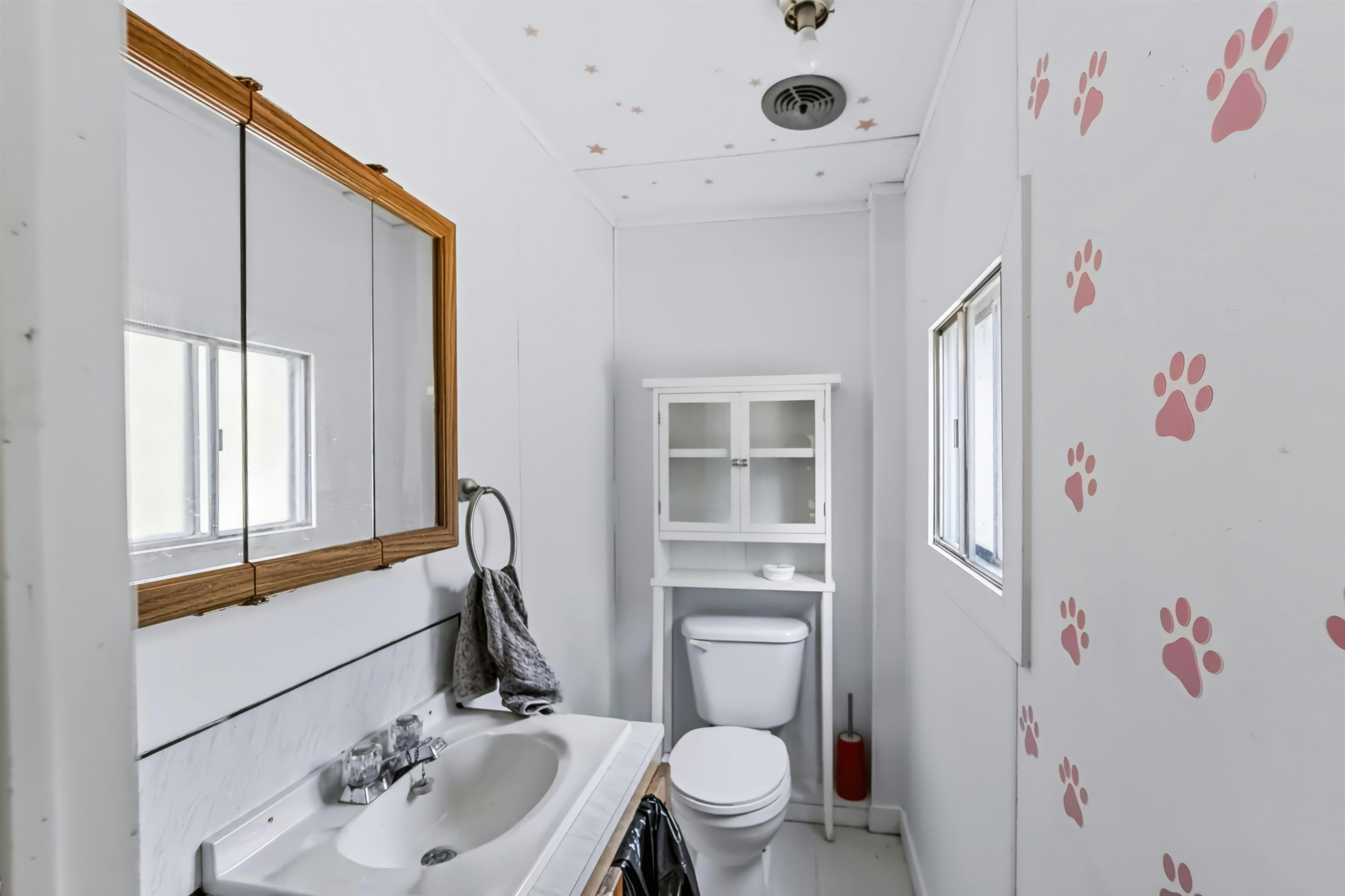 27000 Trans Canada Highway, Yale, BC, V0X 1L3 - 24