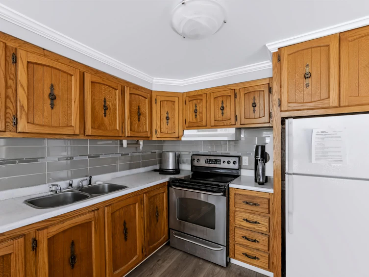 27000 Trans Canada Highway, Yale, BC, V0X 1L3 - 18