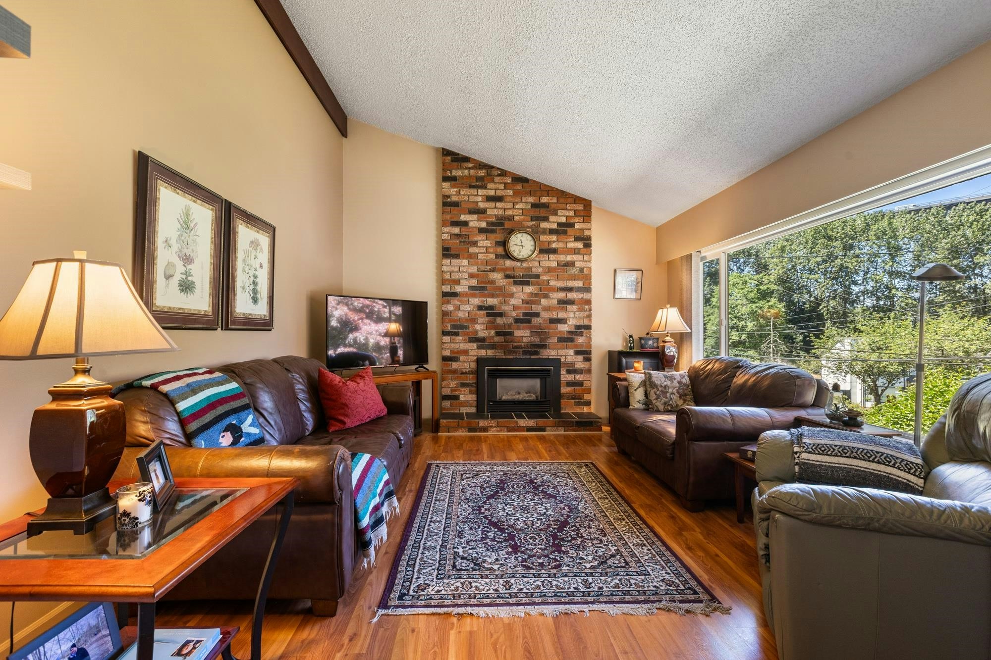 10264 Main Street - 5