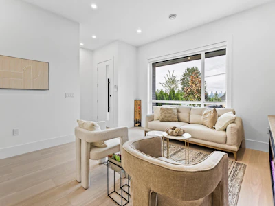 101-1045 Quadling Avenue - 5