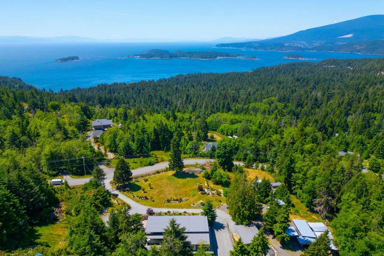 465 Sunset Road, Bowen Island, BC, V0N 1G2 - 38