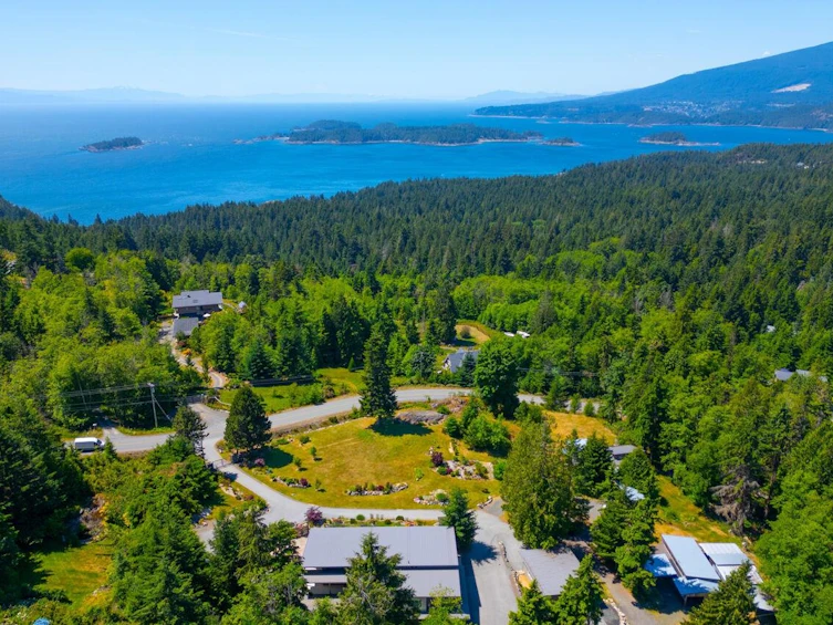 465 Sunset Road, Bowen Island, BC, V0N 1G2 - 38