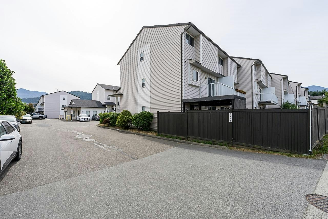 16-5950 Vedder Road - 2