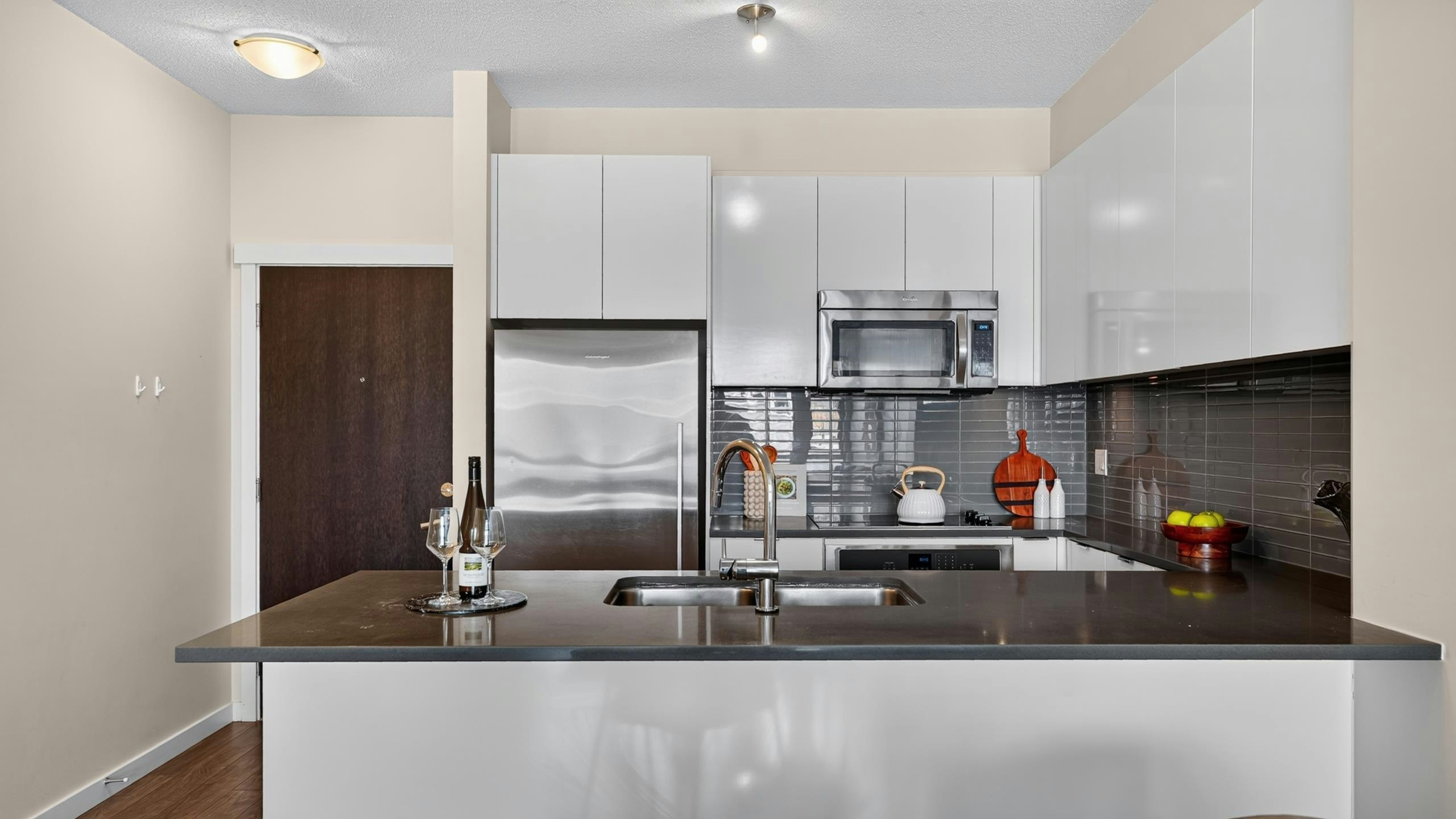 515-2665 Mountain Highway, North Vancouver, BC, V7J 0A8 - 17