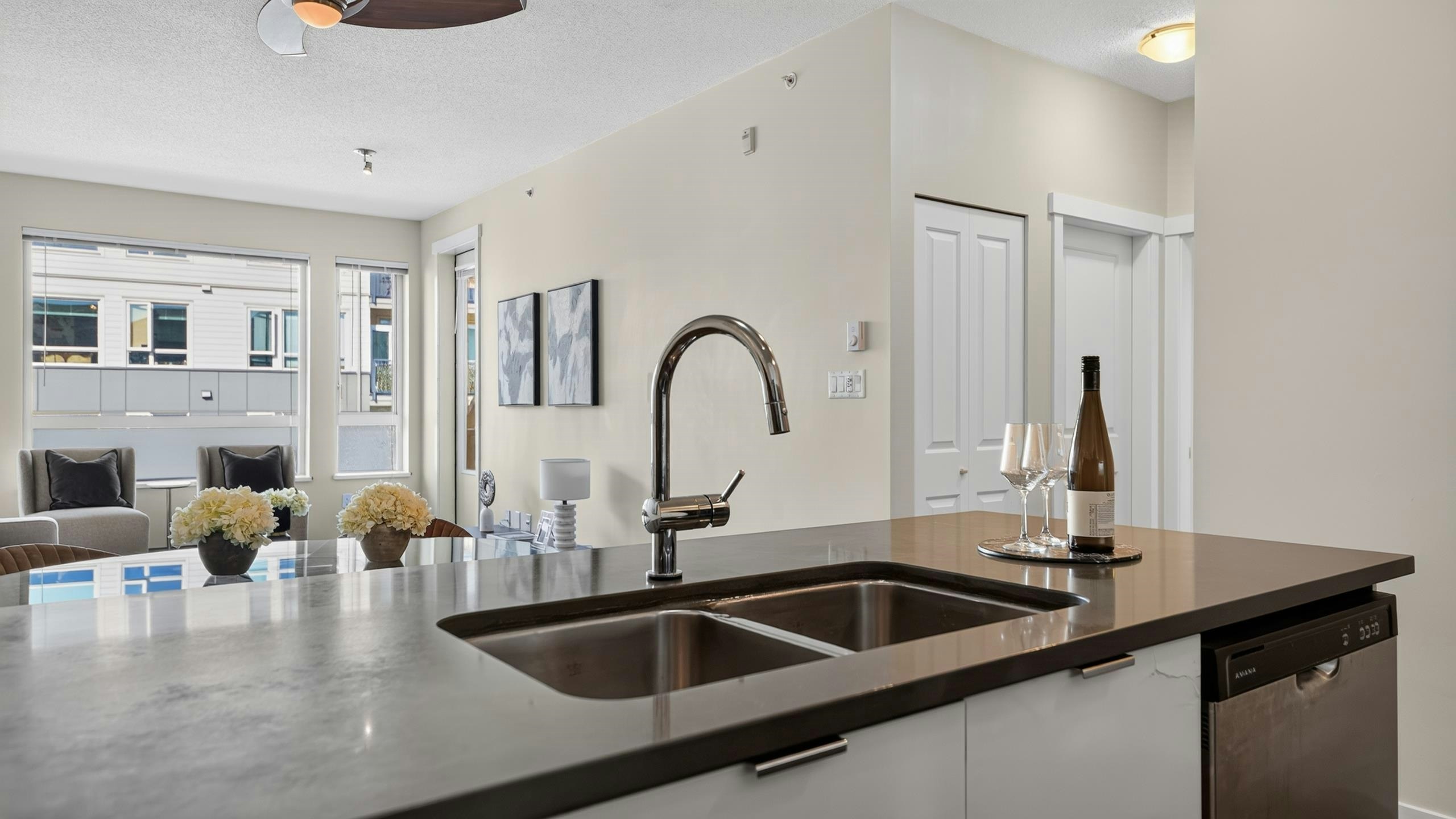 515-2665 Mountain Highway, North Vancouver, BC, V7J 0A8 - 23