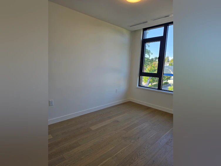 310-8398 Oak Street, Vancouver, BC, V6P 0L9 - 6