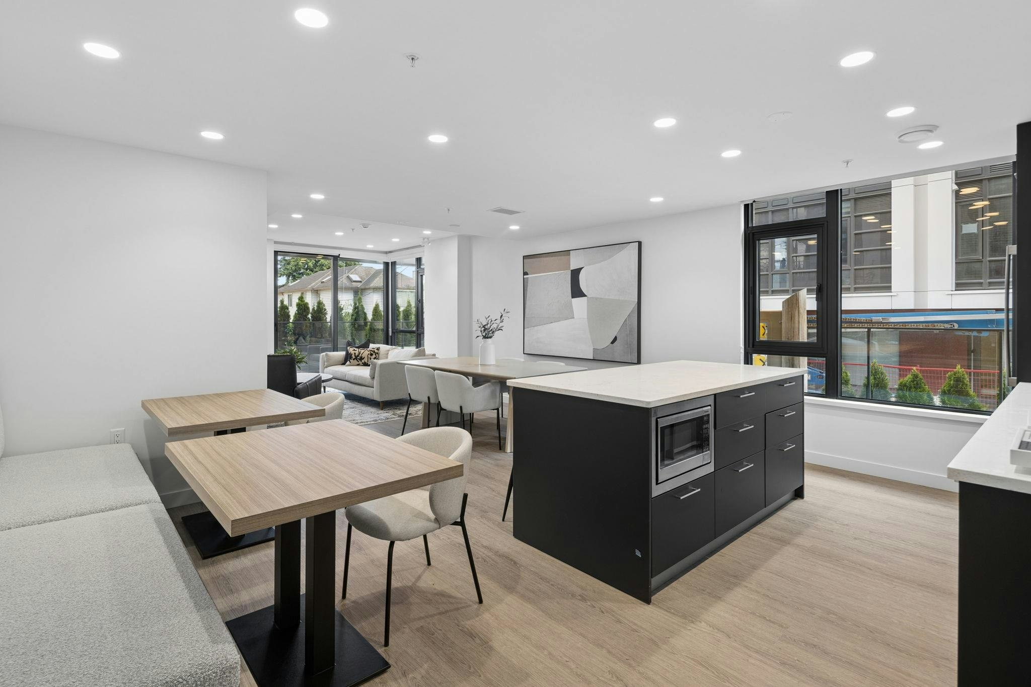310-8398 Oak Street, Vancouver, BC, V6P 0L9 - 11